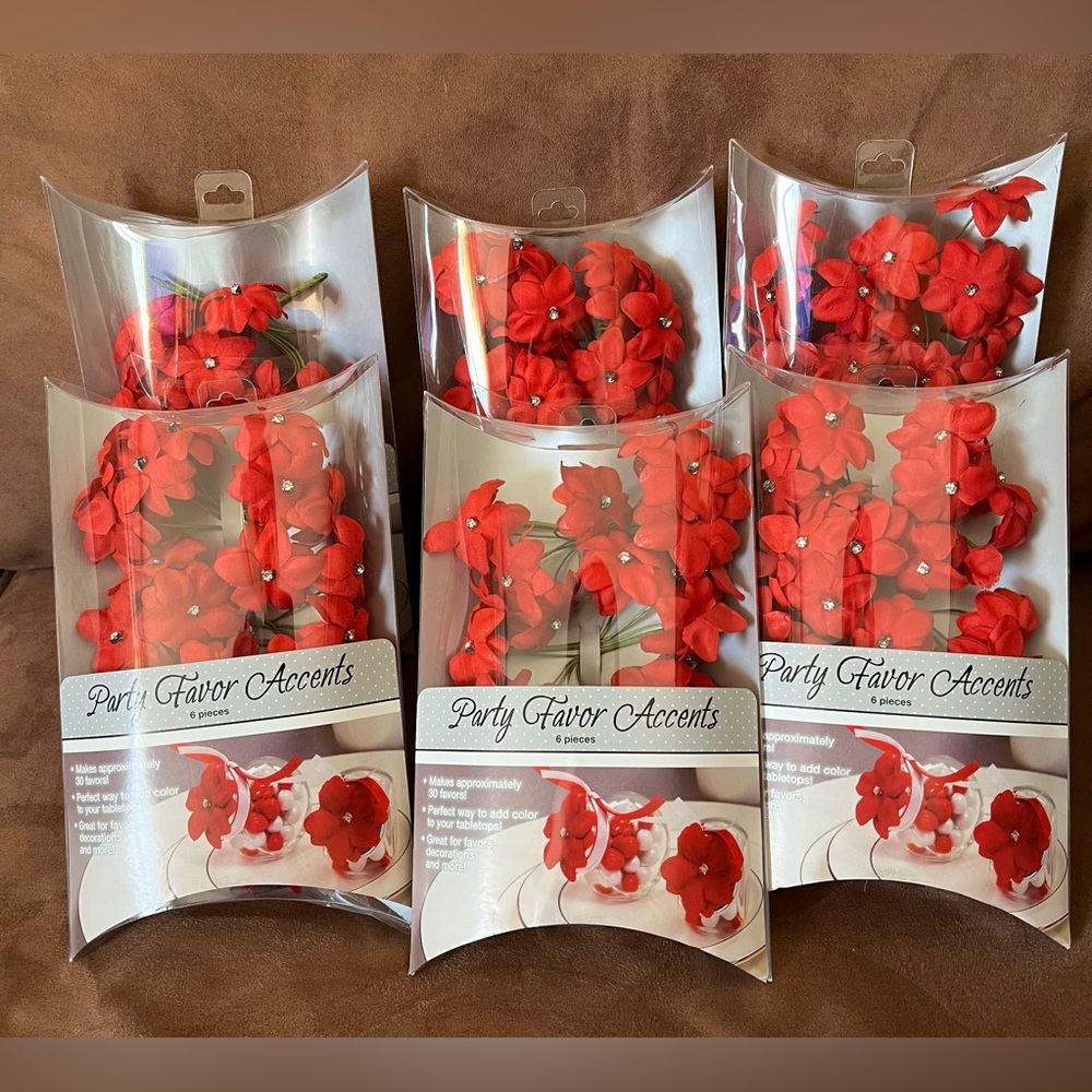 Red Floral Favor Decorations